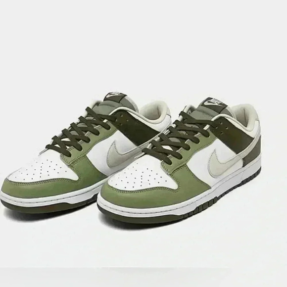 New Nike Dunk Low "Oil Green Cargo Khaki" Size 11 FN6882 Shoe - Picture 1 of 10